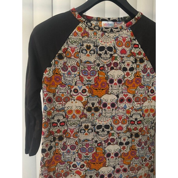 Women's LuLaRoe Randy Baseball Shirt Halloween Sugar Skulls Print  Size X-Small - Picture 2 of 5